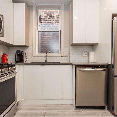 The Double Play! 1 Min Walk To Wrigley - 2Br - Perfect For Cubs Fans Chicago Ngoại thất bức ảnh