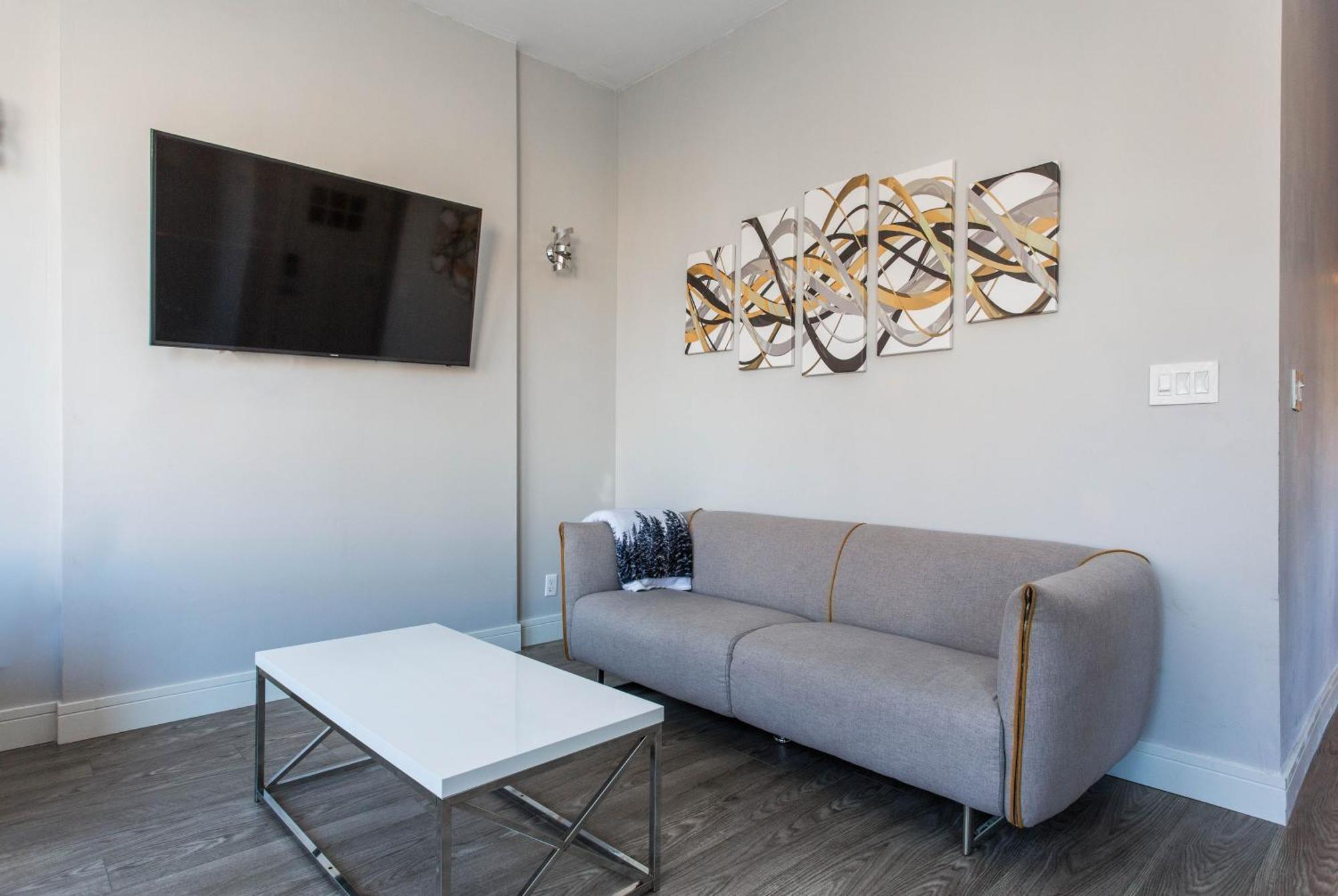 The Double Play - 1 Min Walk To Wrigley! Spacious 2Br - Perfect For Cubs Fans! Chicago Ngoại thất bức ảnh