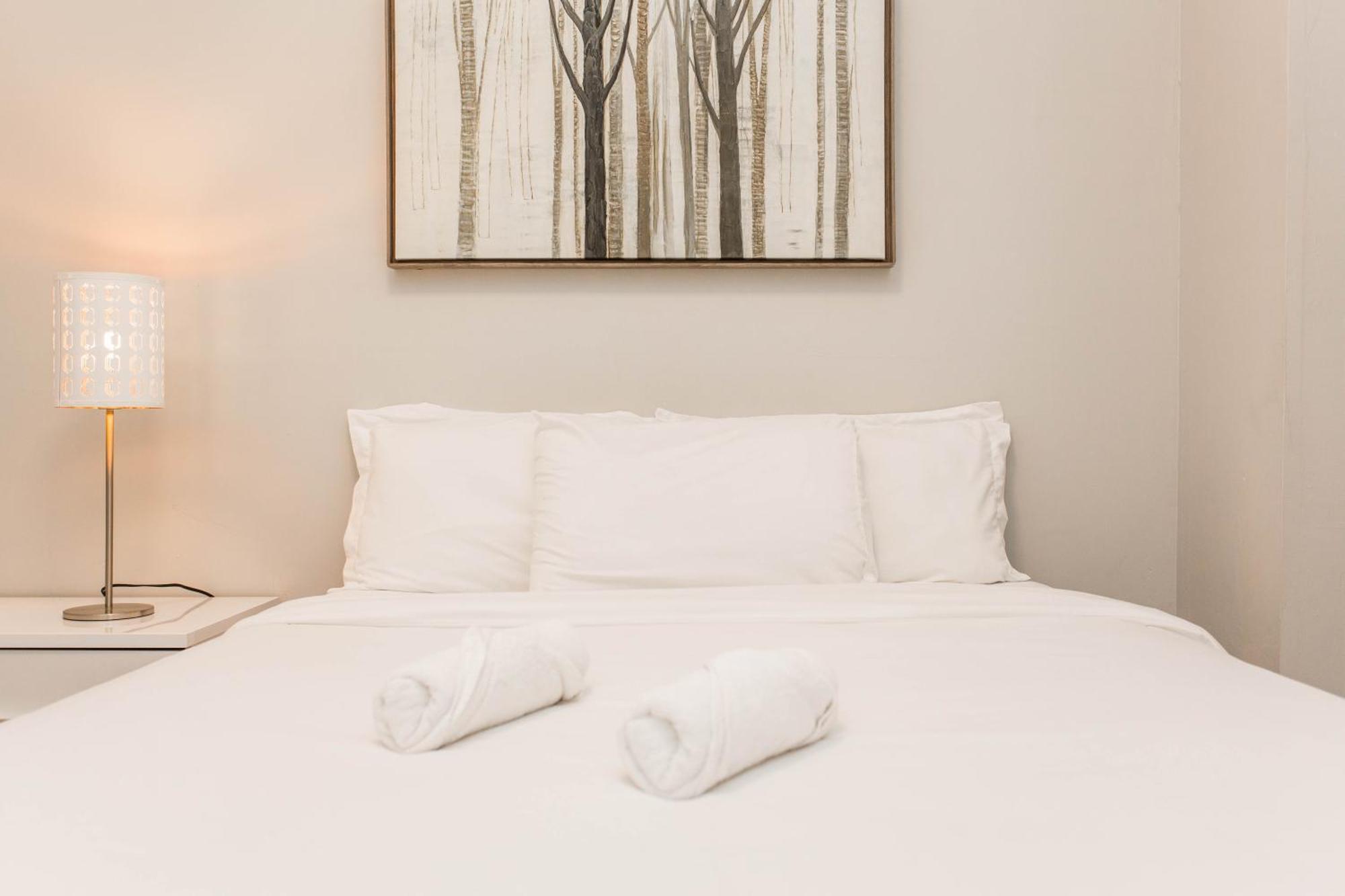 The Double Play! 1 Min Walk To Wrigley - 2Br - Perfect For Cubs Fans Chicago Ngoại thất bức ảnh