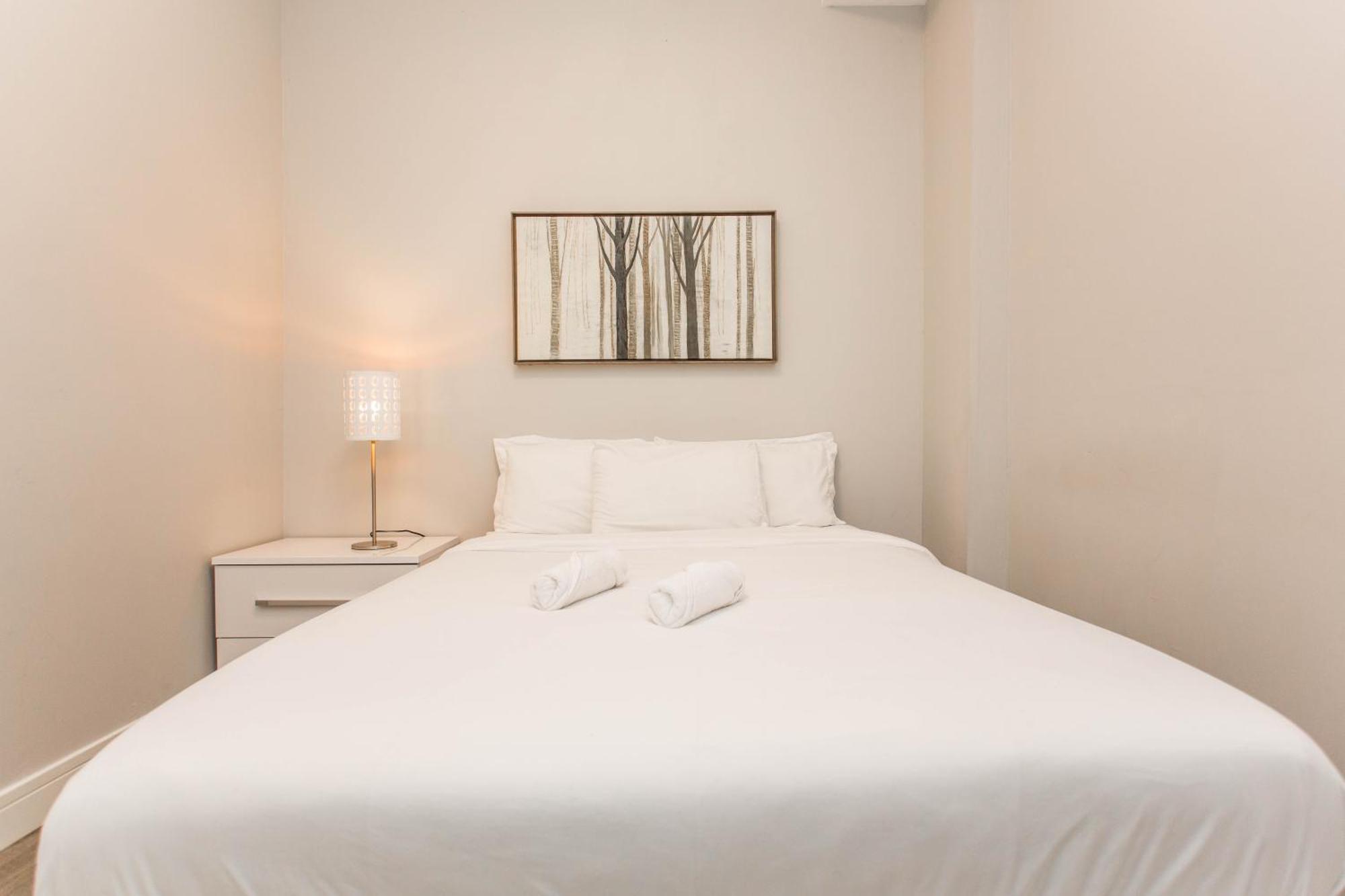 The Double Play - 1 Min Walk To Wrigley! Spacious 2Br - Perfect For Cubs Fans! Chicago Ngoại thất bức ảnh
